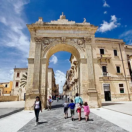 Апартаменты Modern Den Ното